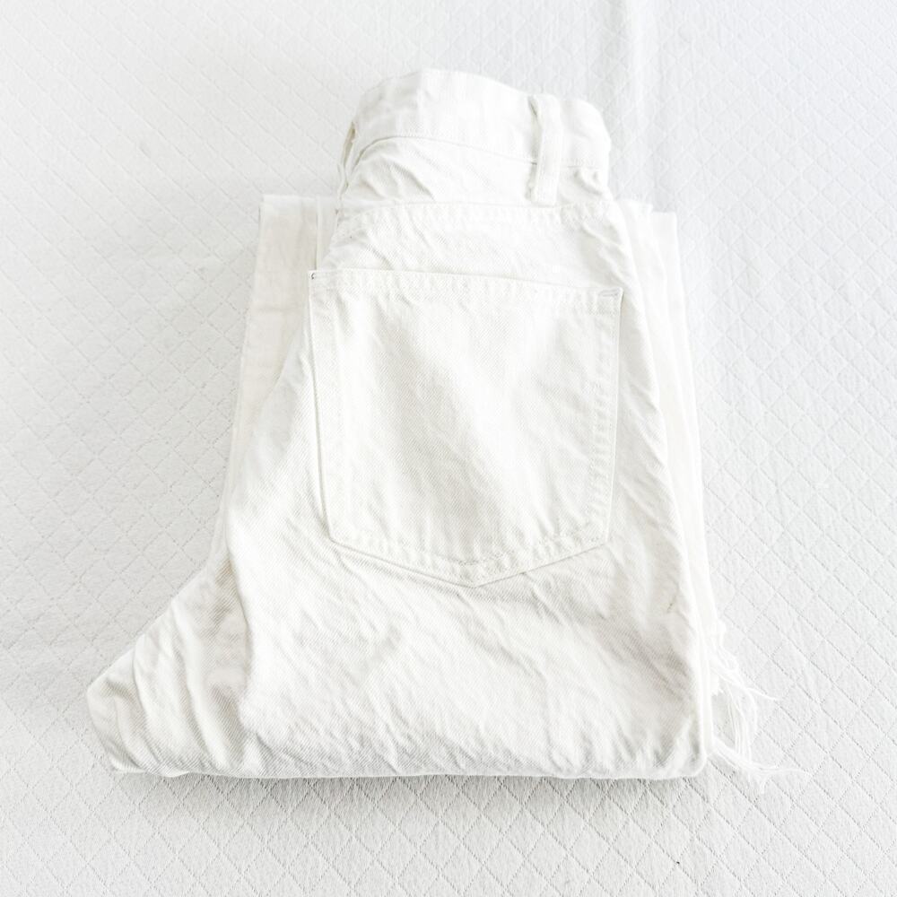 Zara White Denim High Rise Zip Fly Straight Leg Jeans Frayed Hem Size 0